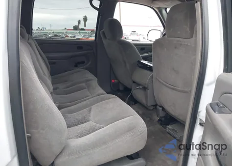 2004 Chevrolet Suburban 1500 Ls from USA, damaged, VIN 1GNEC16T64J185926